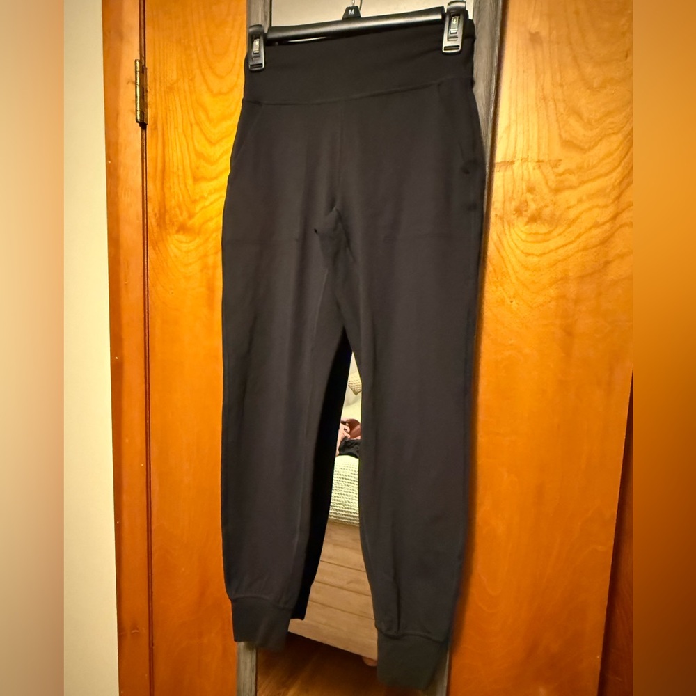 lululemon athletica Women’s Black legging Joggers